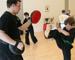 img_46df0dca33fd3.jpg